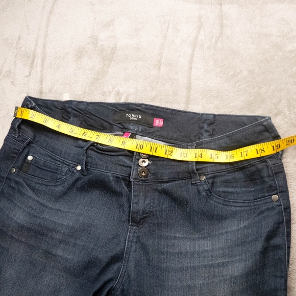 Torrid High Rise Women Plus Size 18R Dark Blue Washed Denim Skinny Casual Jeans - Picture 7 of 12